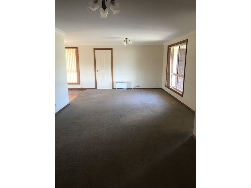 13 Aldred Avenue, Armidale NSW 2350