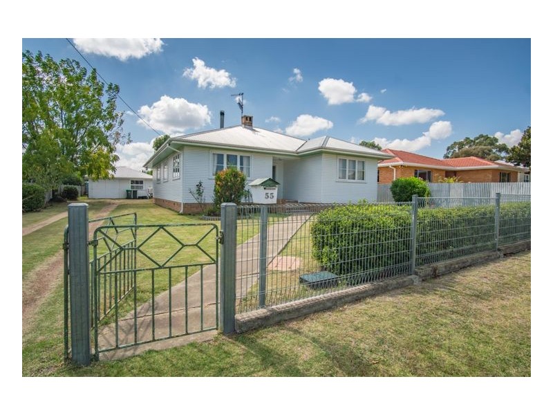 55 Mossman Street, Armidale NSW 2350