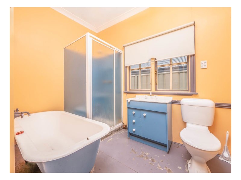 131 Taylor Street, Armidale NSW 2350