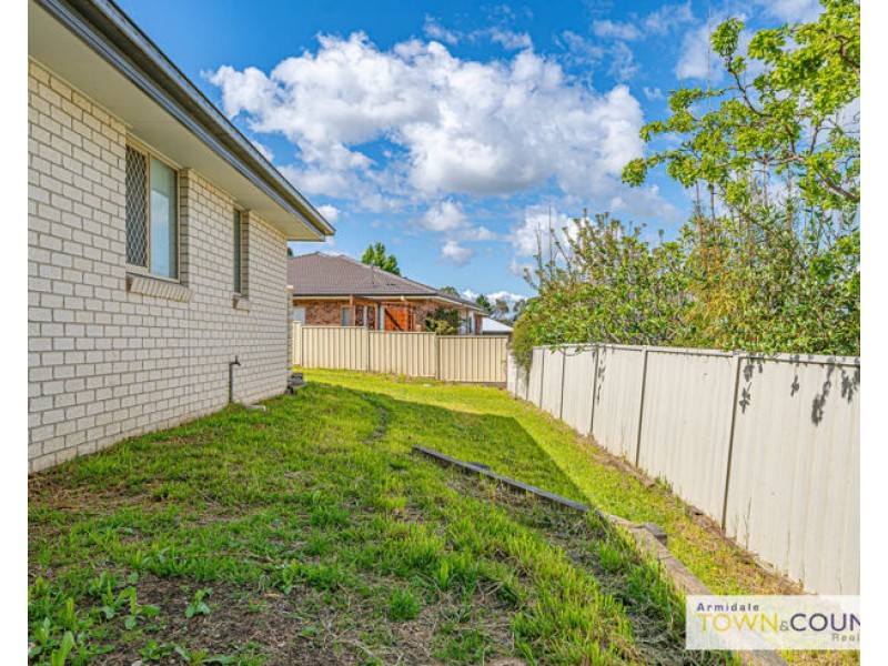 10 Grandview Crescent, Armidale NSW 2350
