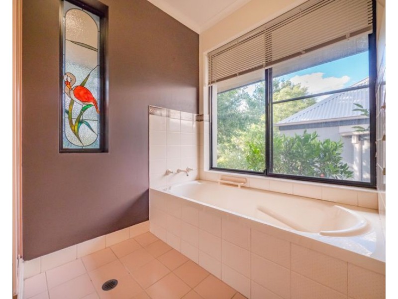 1/18 Nathaniel Pidgeon Drive, Armidale NSW 2350