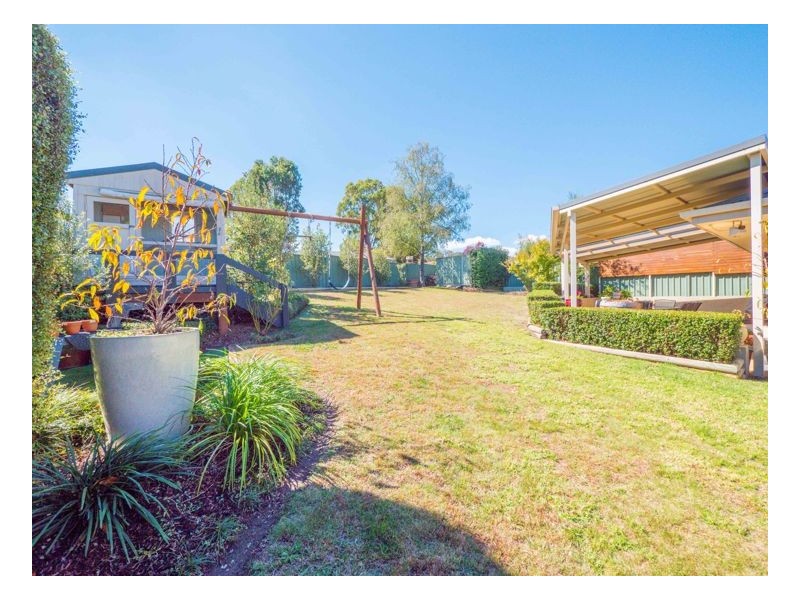 26 Norris Drive, Armidale NSW 2350