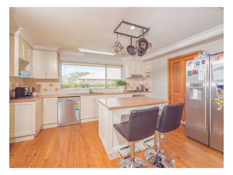 23 Judith Street, Armidale NSW 2350