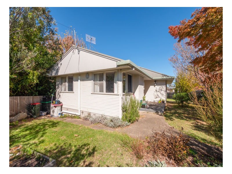 82A Erskine Street, Armidale NSW 2350