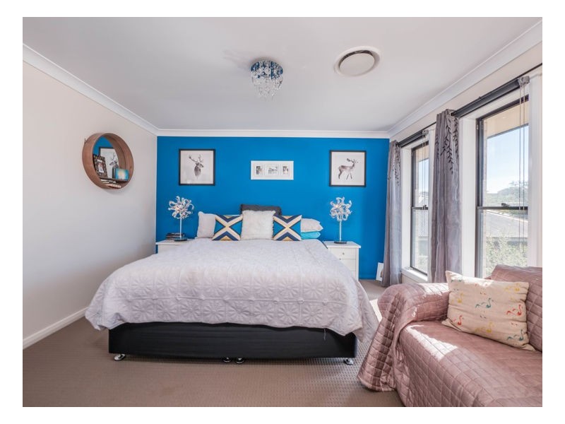 18 Amber Close, Armidale NSW 2350