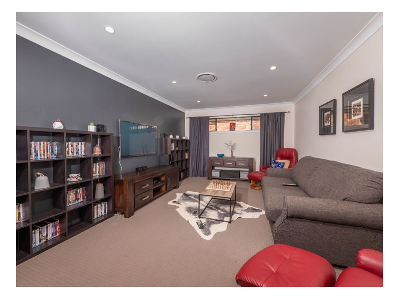 18 Amber Close, Armidale NSW 2350