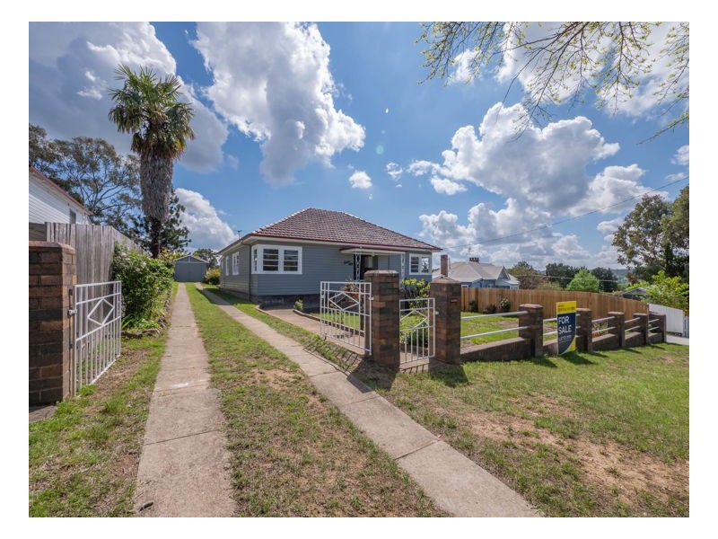123 Jeffrey Street, Armidale NSW 2350