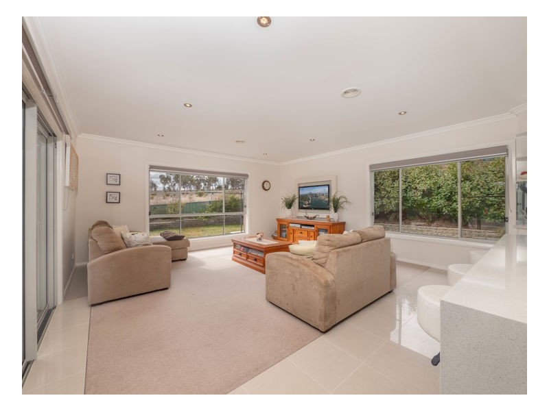 31 Norris Drive, Armidale NSW 2350