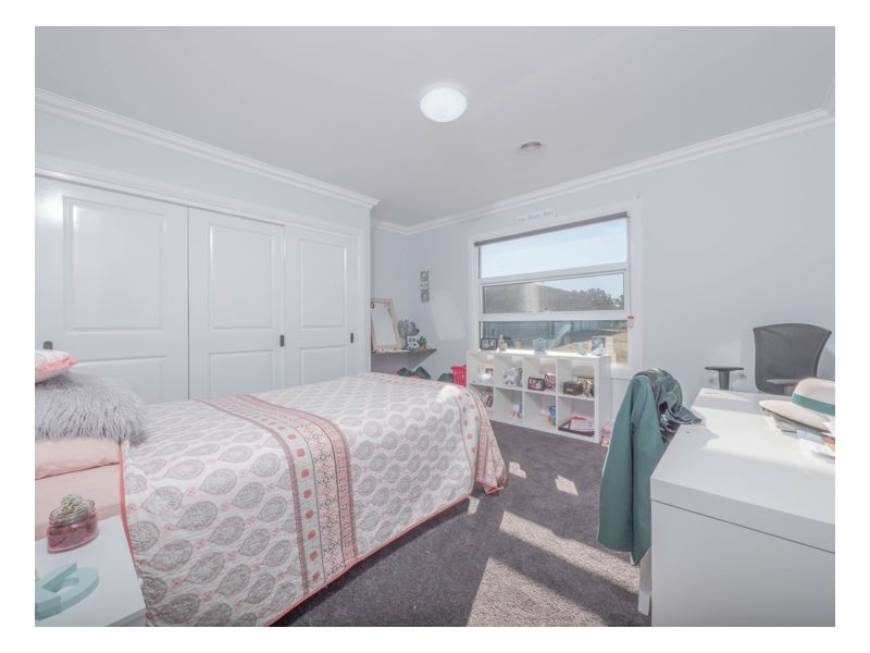 73 Macleay Way, Armidale NSW 2350