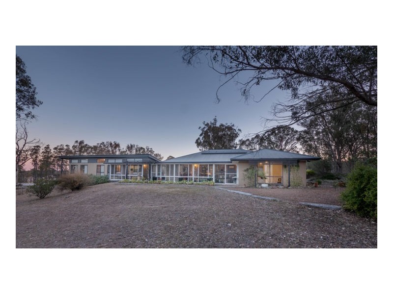 5 Thomsons Road, Armidale NSW 2350