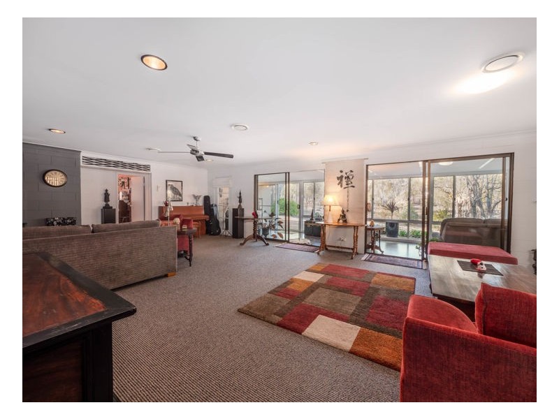 5 Thomsons Road, Armidale NSW 2350