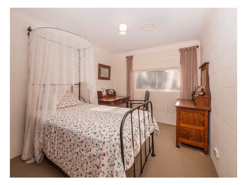 5 Thomsons Road, Armidale NSW 2350