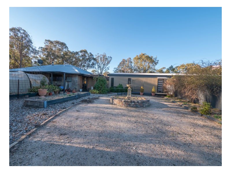 5 Thomsons Road, Armidale NSW 2350