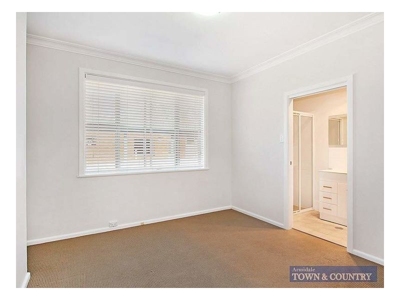 9 St Andrews Avenue, Armidale NSW 2350