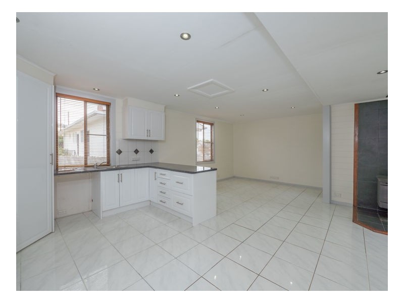 4 Butler Avenue, Armidale NSW 2350