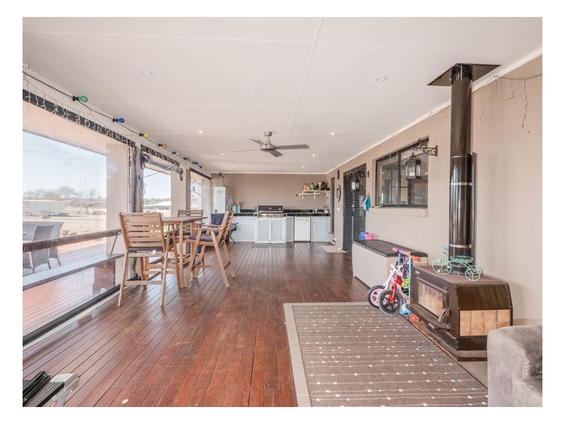 51 Macleay Way, Armidale NSW 2350