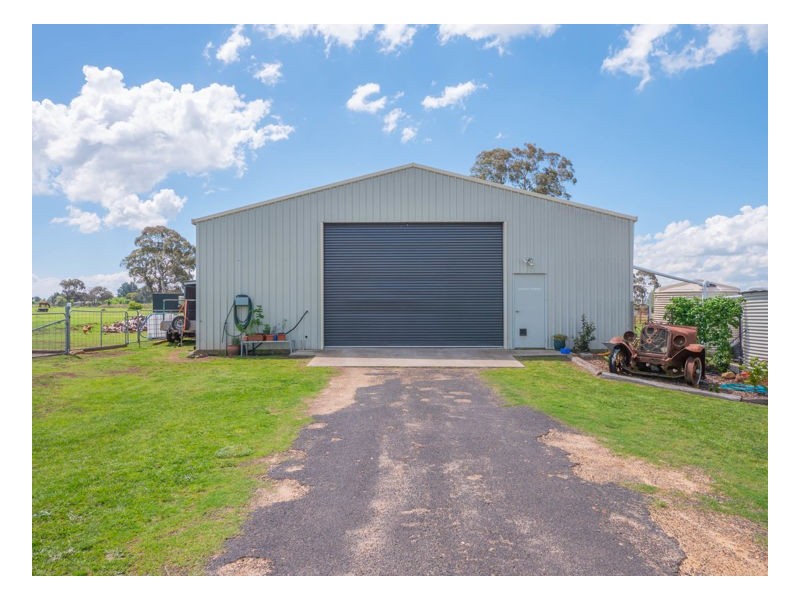 51 Macleay Way, Armidale NSW 2350