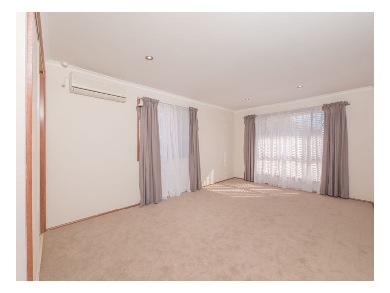 11 Kurrajong Close, Armidale NSW 2350