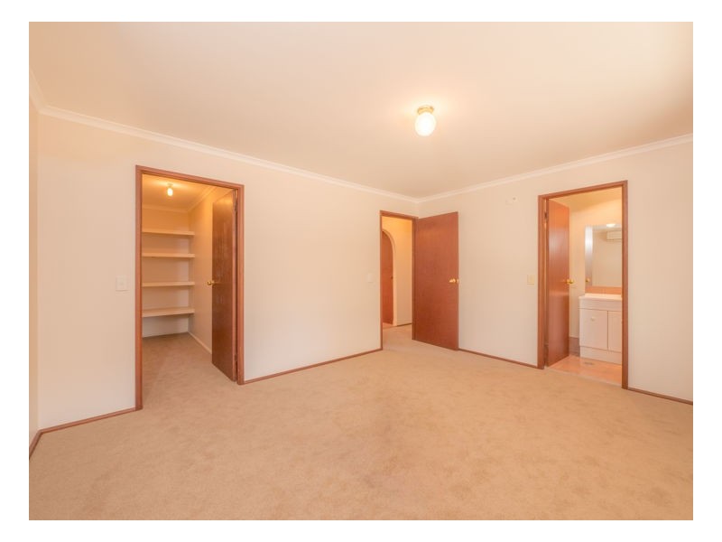 11 Kurrajong Close, Armidale NSW 2350