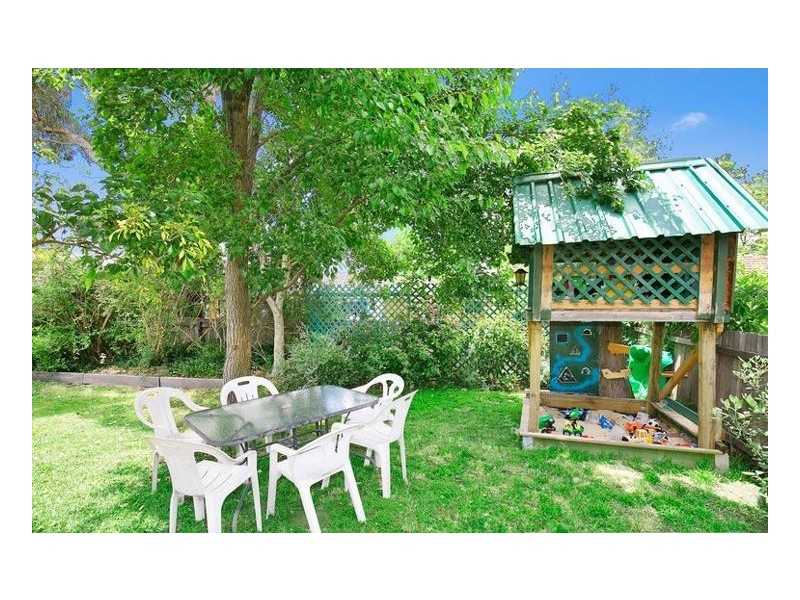 10 Cynthia Crescent, Armidale NSW 2350