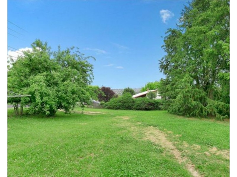 218 Erskine Street, Armidale NSW 2350