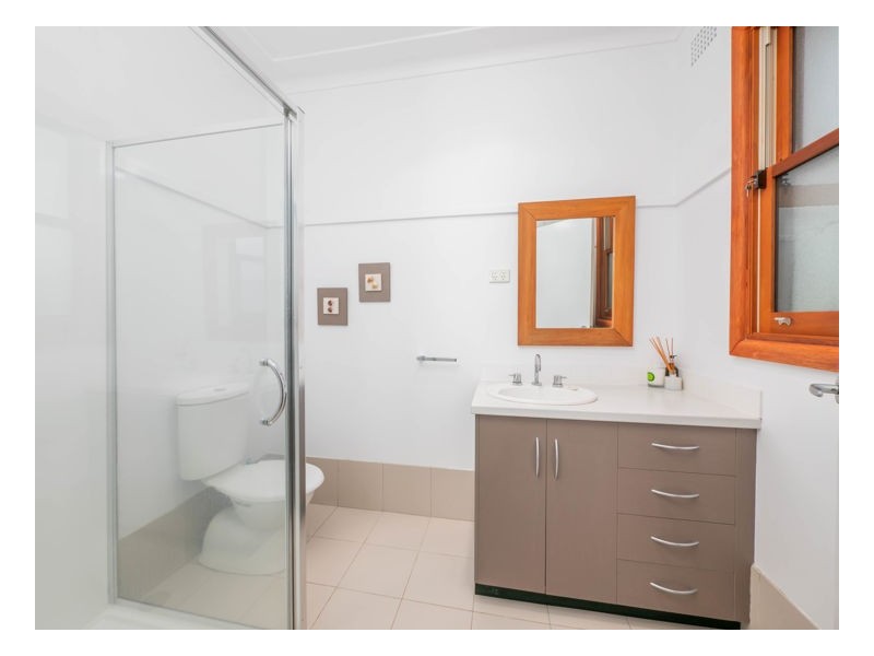 42 Kirkwood Street, Armidale NSW 2350