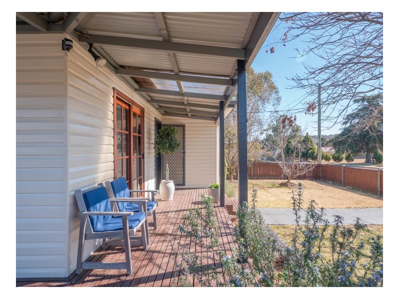 42 Kirkwood Street, Armidale NSW 2350