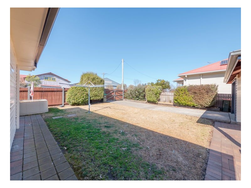 42 Kirkwood Street, Armidale NSW 2350