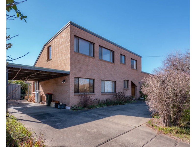 Room 4/15a Murray Avenue, Armidale NSW 2350