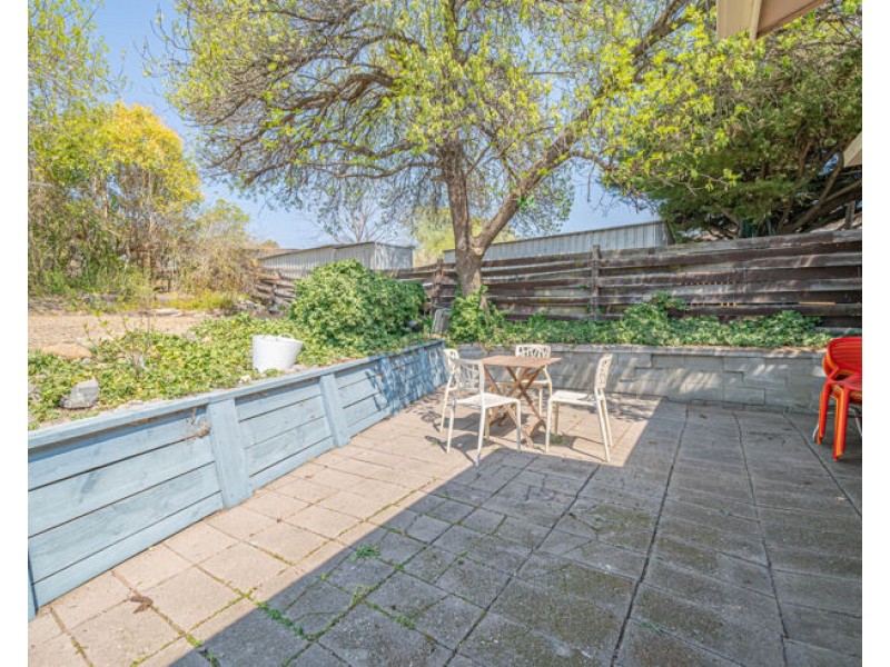 2 Moyes Street, Armidale NSW 2350