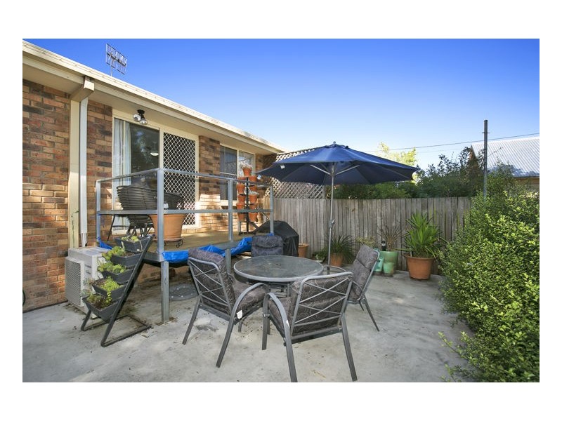 2/15 McShane Avenue, Armidale NSW 2350