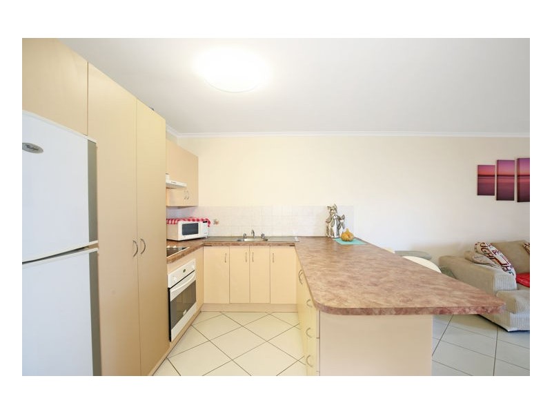 2/15 McShane Avenue, Armidale NSW 2350