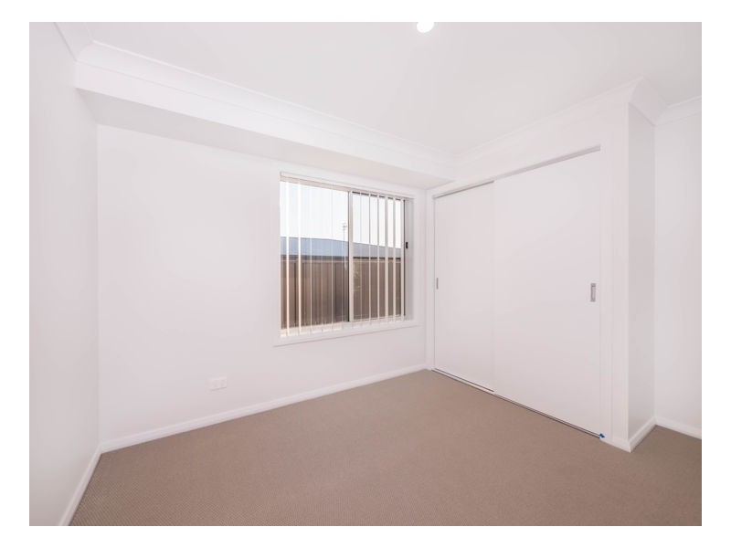 2/10 Yeomans Road, Armidale NSW 2350