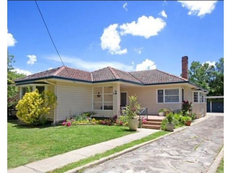 180 Allingham Street, Armidale NSW 2350