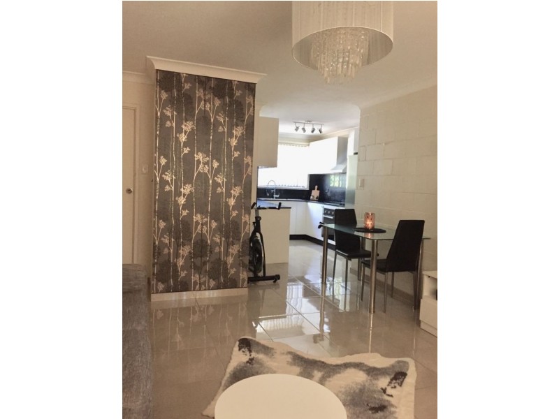 2/6 Bellevue Road, Armidale NSW 2350