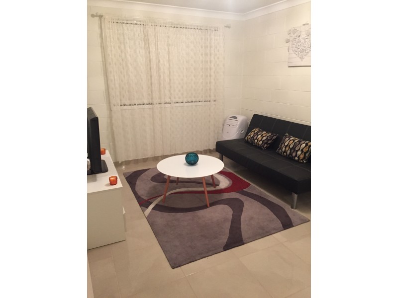2/6 Bellevue Road, Armidale NSW 2350