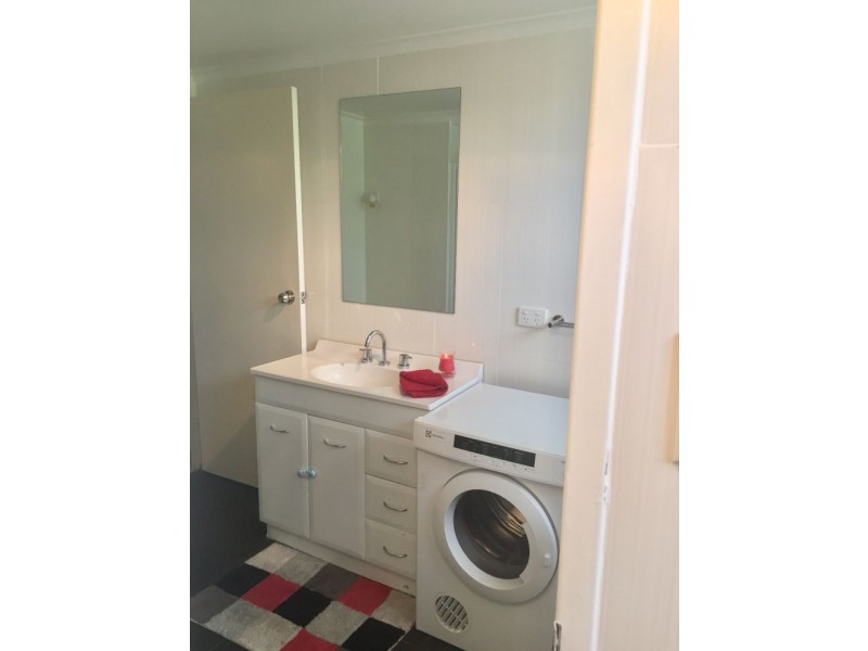 2/6 Bellevue Road, Armidale NSW 2350