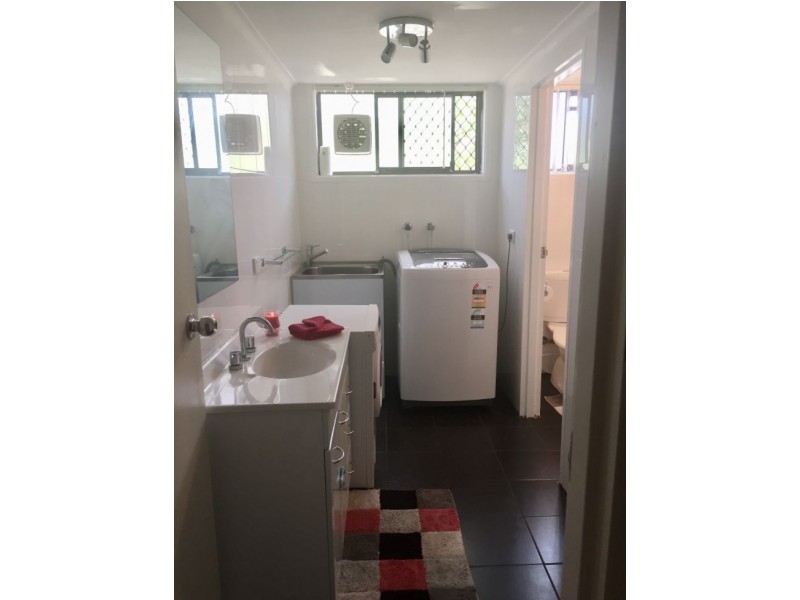 2/6 Bellevue Road, Armidale NSW 2350