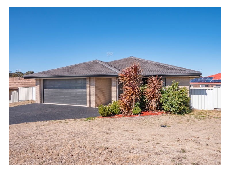 4 Ben Venue Boulevarde, Armidale NSW 2350