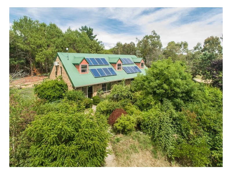 5 Highlands Road, Armidale NSW 2350