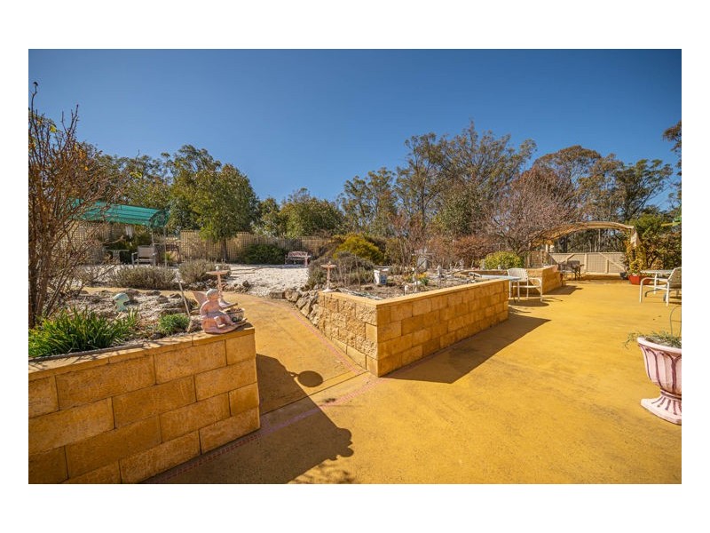 33 Middle Farm Road, Armidale NSW 2350