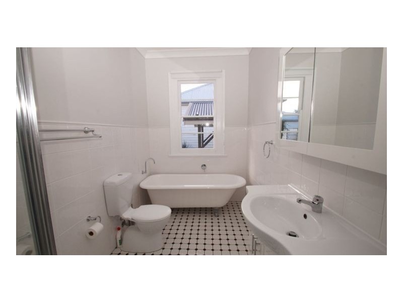 104 Brown Street, Armidale NSW 2350