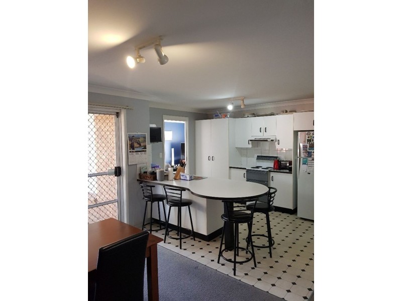 22 Yallambee Avenue, Armidale NSW 2350