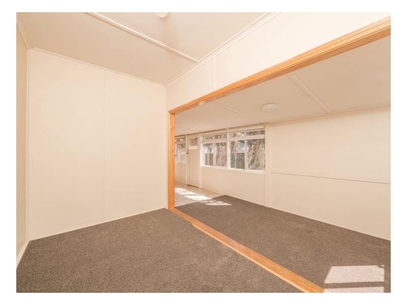 12 Samuelson Crescent, Armidale NSW 2350