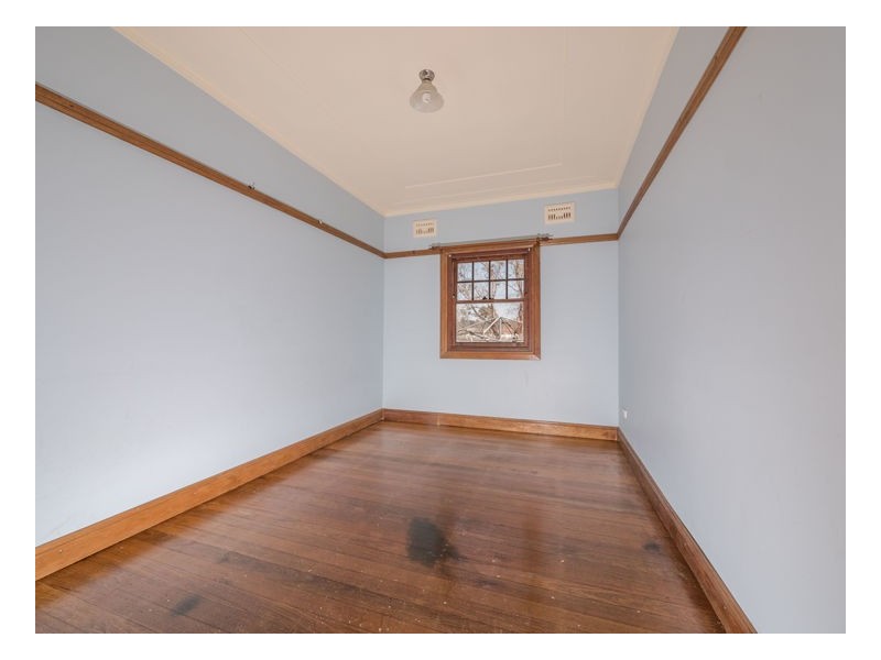 12 Samuelson Crescent, Armidale NSW 2350