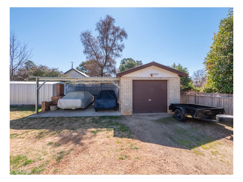 39 Solomon Avenue, Armidale NSW 2350