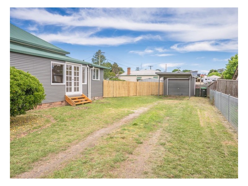 116 Butler Street, Armidale NSW 2350