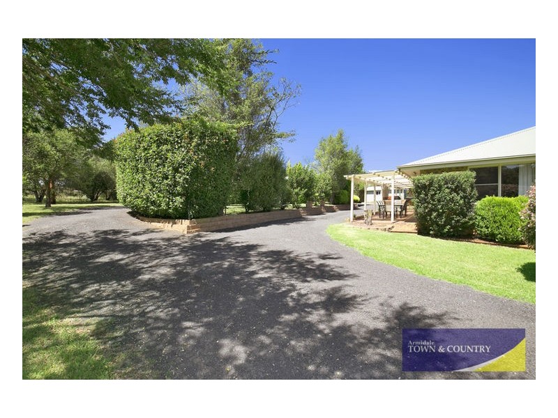 4 Westview Road,, Armidale NSW 2350