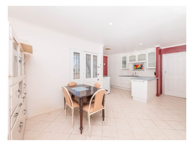 20 McIntosh Crescent, Armidale NSW 2350