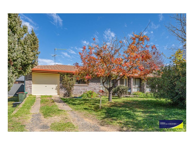 20 Freeman Crescent, Armidale NSW 2350